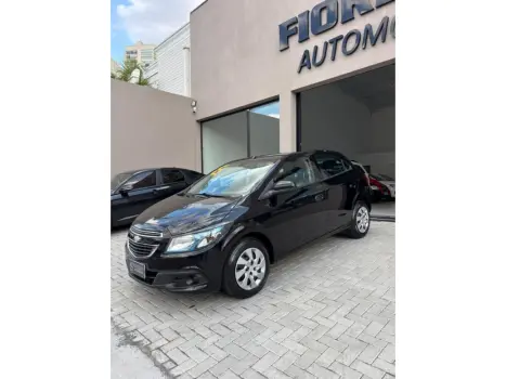 CHEVROLET ONIX 1.4 MPFI LT 8V FLEX 4P MANUAL 4 portas