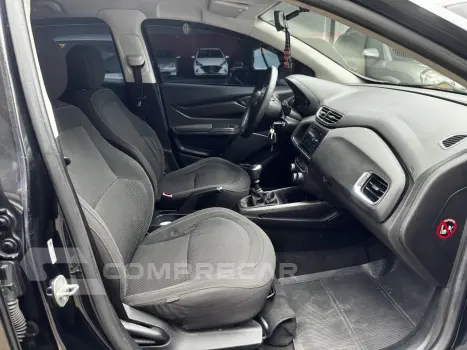 Onix Hatch 1.4 4P FLEX LT