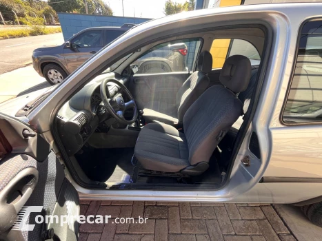Corsa Hatch 1.0 16V SUPER