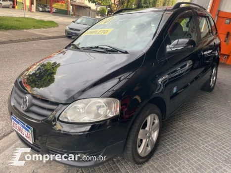 Volkswagen SPACEFOX - 1.6 MI ROUTE 8V 4P MANUAL 4 portas