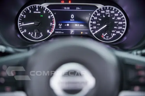 Sentra Exclusive 2.0 16V Aut.