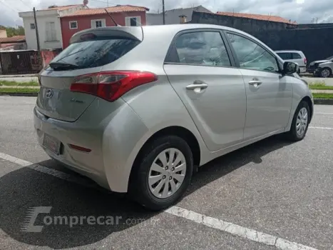 HB20 - 1.6 COMFORT PLUS 16V 4P MANUAL