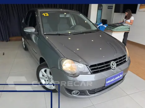 Polo Sedan 1.6 4P COMFORTLINE FLEX