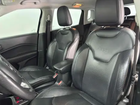 COMPASS 2.0 16V FLEX LONGITUDE AUTOMÁTICO