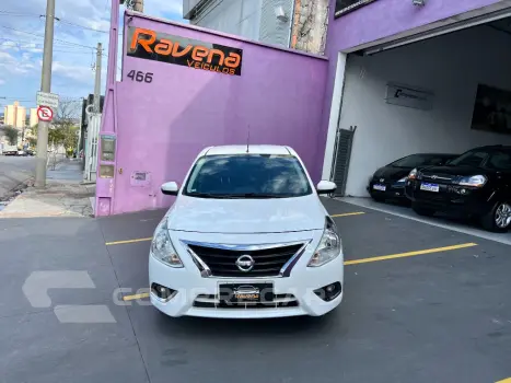 VERSA UNIQUE 1.6 16V FlexStart 4p Aut.