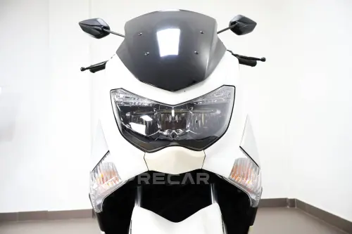 NMAX 160 ABS