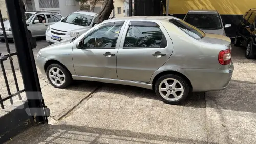 SIENA 1.0 MPI EL Celebration 8V