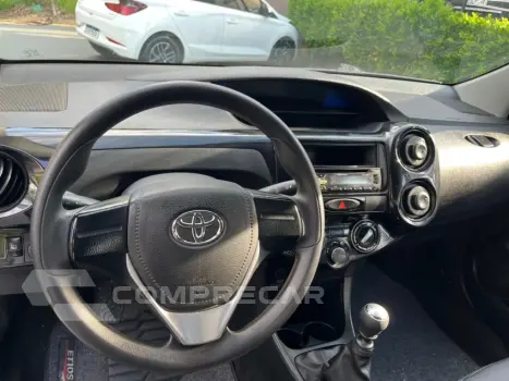 ETIOS 1.5 X Sedan 16V