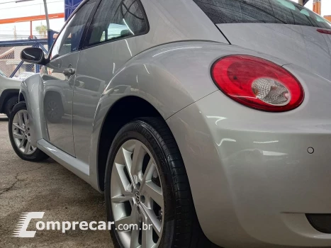 New Beetle 2.0 Mi 8V Gasolina 2P Automático