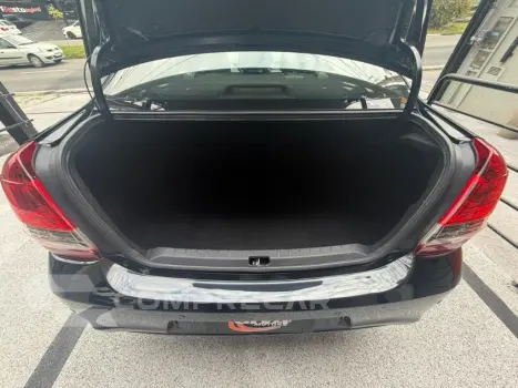 ETIOS PLATINUM Sed. 1.5 Flex 16V 4p Aut.