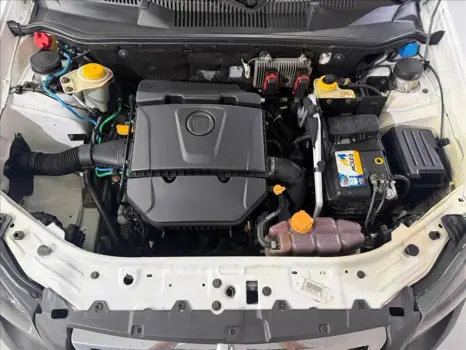 STRADA 1.8 MPI Adventure CE 16V