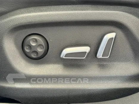 Q3 1.4 TFSI/TFSI Flex S-tronic 5p