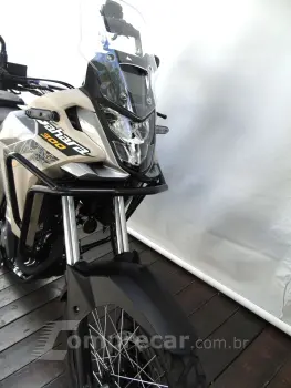 HONDA XRE 300 SAHARA