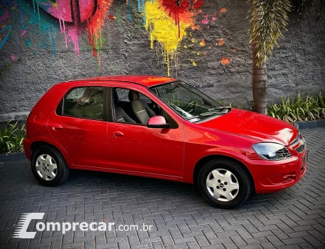 CELTA 1.0 MPFI LT 8V