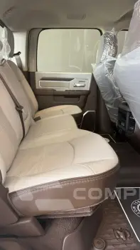 2500 6.7 I6 Turbo Laramie CD 4X4