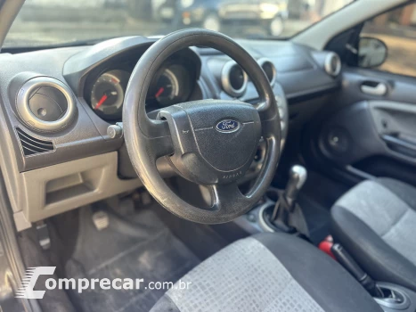 FIESTA 1.6 MPI Sedan 8V