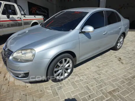 Volkswagen JETTA 2.5 20V 150/170cv Tiptronic 4 portas