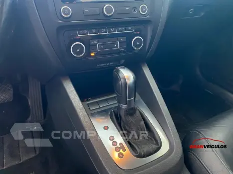 JETTA 2.0 TSI HIGHLINE 200CV GASOLINA 4P TIPTRONIC