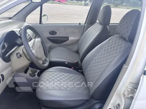 QQ 1.1 MPFI 16V