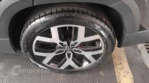 TAOS 1.4 250 TSI TOTAL FLEX HIGHLINE AUTOMÁTICO