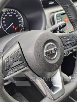 KICKS SV 1.6 16V FlexStar 5p Aut.