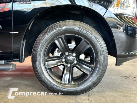 CLASSIC 5.7 V8 GASOLINA LARAMIE CD 4X4 AUTOMÁTICO