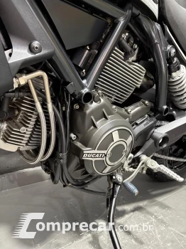 SCRAMBLER 800 ICON