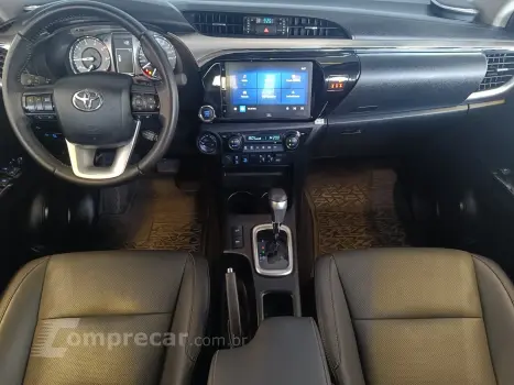 HILUX 2.8 D-4D TURBO CD SRX PLUS 4X4 AUTOMÁTICO