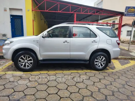 Hilux SW4 SR 4x2 2.7/2.7 Flex 16V Mec.