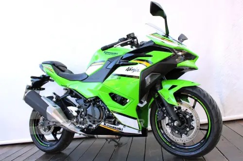 KAWASAKI NINJA 500 SE