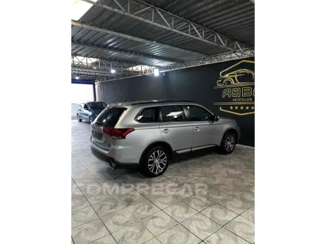 OUTLANDER 2.0 16V GASOLINA 4P AUTOMÁTICO