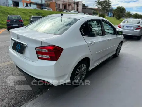 CITY Sedan LX 1.5 Flex 16V 4p Aut.