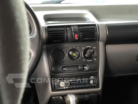 CLASSIC 1.0 MPFI LS 8V FLEX 4P MANUAL