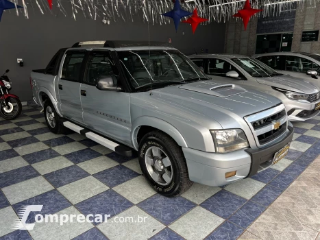 S10 2.4 MPFI Executive 4X2 CD 8V