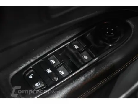 COMPASS - 2.0 16V LONGITUDE 4X4 AUTOMÁTICO