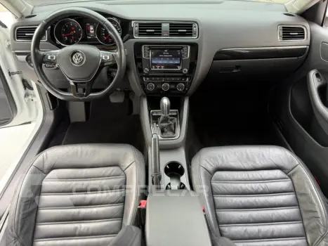 JETTA 2.0 TSI HIGHLINE 211CV GASOLINA 4P TIPTRONIC