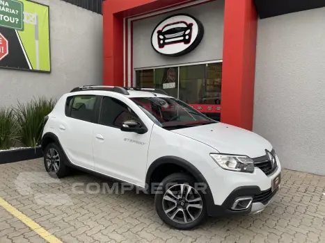 SANDERO 1.6 16V SCE FLEX STEPWAY ICONIC X-TRONIC