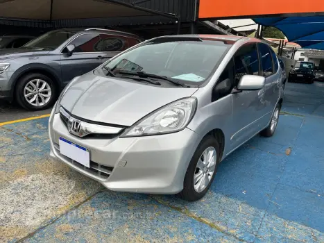 Honda Fit 4 portas