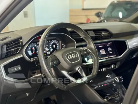 Q3 2.0 40 TFSI GASOLINA SPORTBACK PERFORMANCE BLACK QUATTRO
