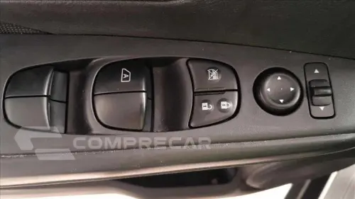 KICKS PLAY 1.6 16V FLEXSTART SENSE XTRONIC