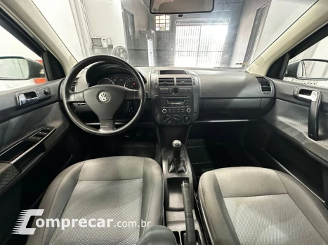 Polo Hatch 1.6 4P FLEX