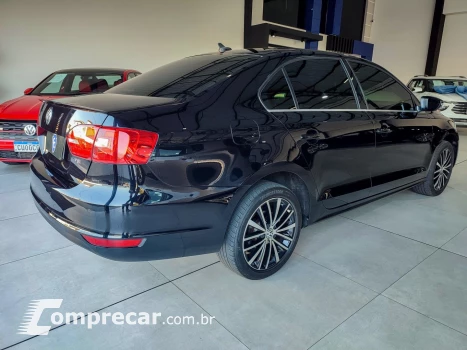 JETTA 2.0 TSI HIGHLINE 200CV GASOLINA 4P TIPTRONIC