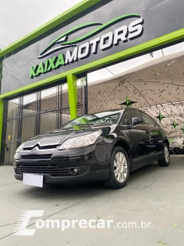 CITROEN C4 2.0 Exclusive Pallas 16V 4 portas