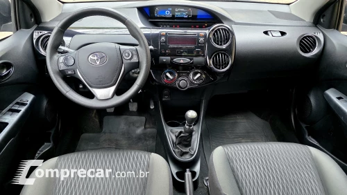 ETIOS 1.5 XS Sedan 16V
