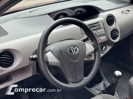 ETIOS 1.5 XLS Sedan 16V