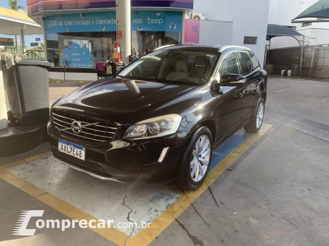 Volvo XC60 2.0 T5 Momentum 4 portas