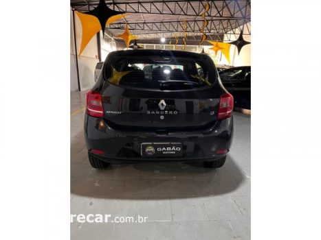 SANDERO - 1.6 DYNAMIQUE 8V 4P MANUAL