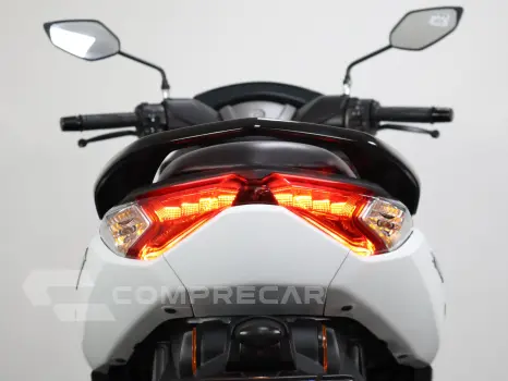 YAMAHA NMAX 160 ABS