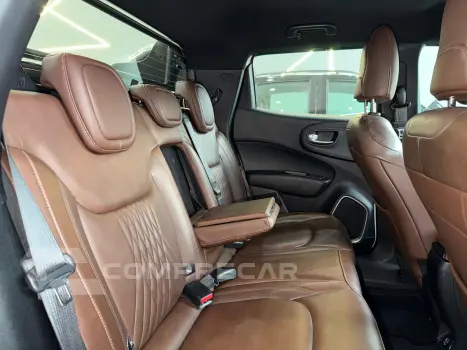 TORO 2.0 16V Turbo Ranch 4WD AT9