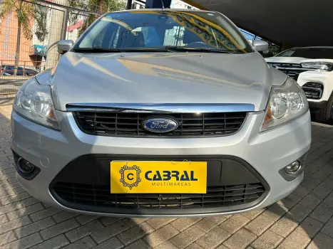 FORD Focus Sedan 2.0 16V/2.0 16V Flex 4p 4 portas
